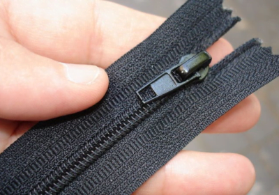 Clean Your Luggage Zippers the Right Way